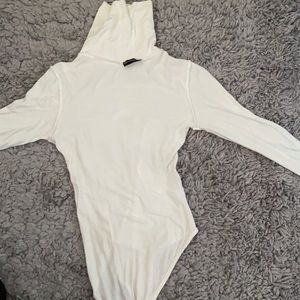 PRETTY LITTLE THING CREAM TURTLE NECK BODYSUIT